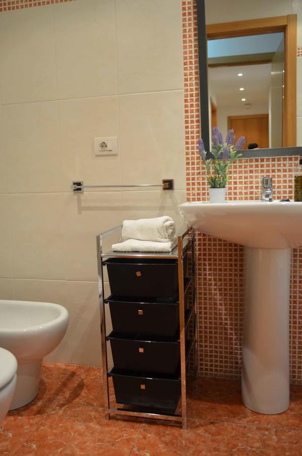 מיידוירו Apartamentos Antares 1 מראה חיצוני תמונה